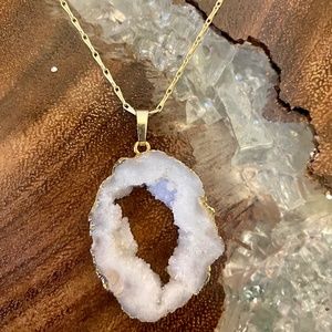 Beautiful genuine quartz crystal druzy necklace - authentic gold-plated